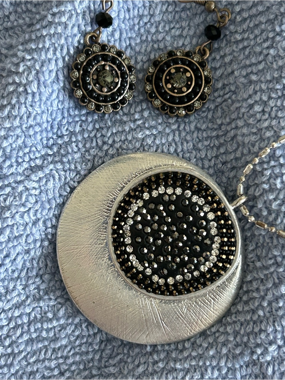 Vintage Black and Silver Pendant Necklace with Matching Earrings